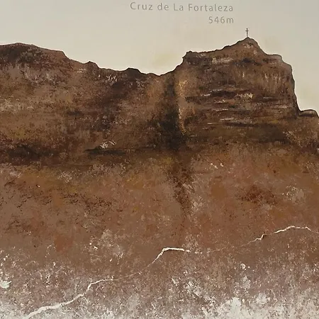 דירה La Fortaleza House *